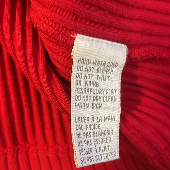 Jones of New York sport womens short sleeve top size S. Red. Good used condition - Picture 5 of 9